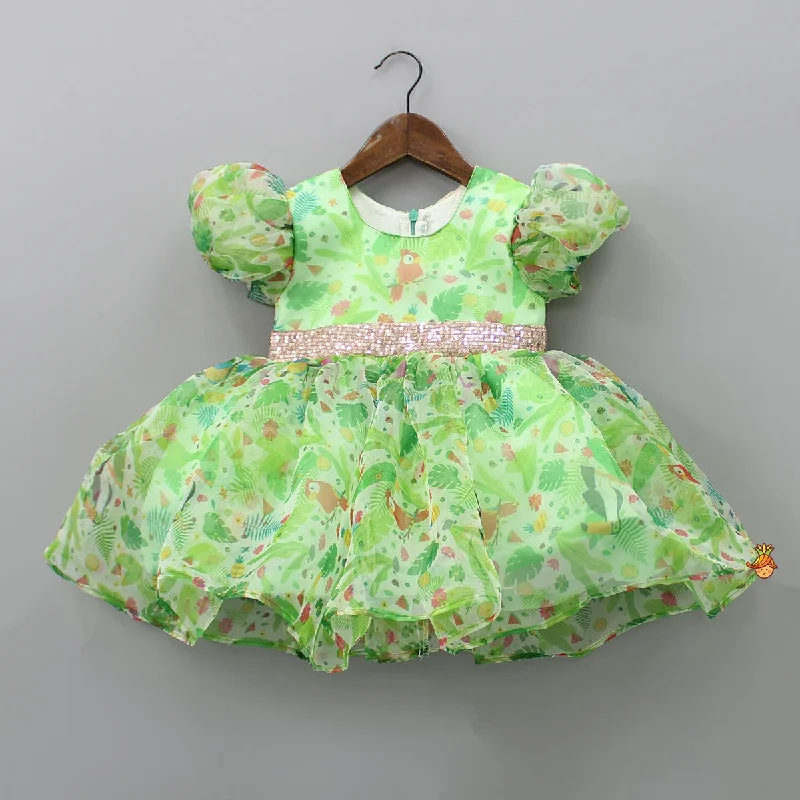 Puff sleeve dress for dressy casual occasions-Pre Order: Jungle Theme Printed Green Puff Sleeves Dress With Sequined Belt